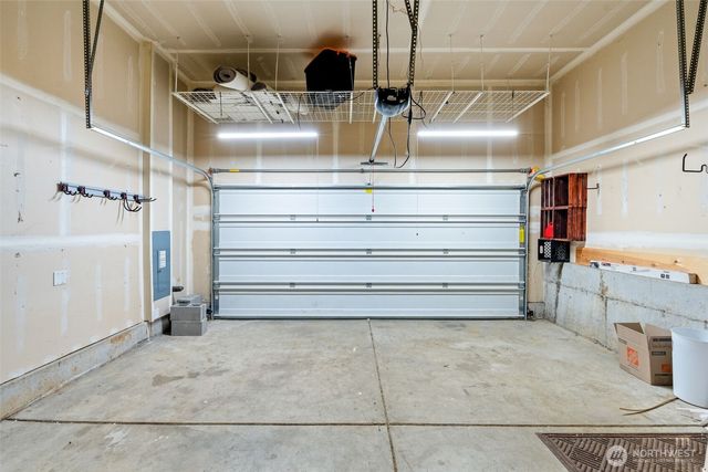 2480 Charter Lane SW, Olympia, WA 98512