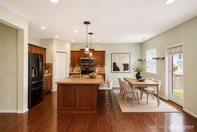 2480 Charter Lane SW, Olympia, WA 98512