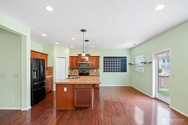 2480 Charter Lane SW, Olympia, WA 98512