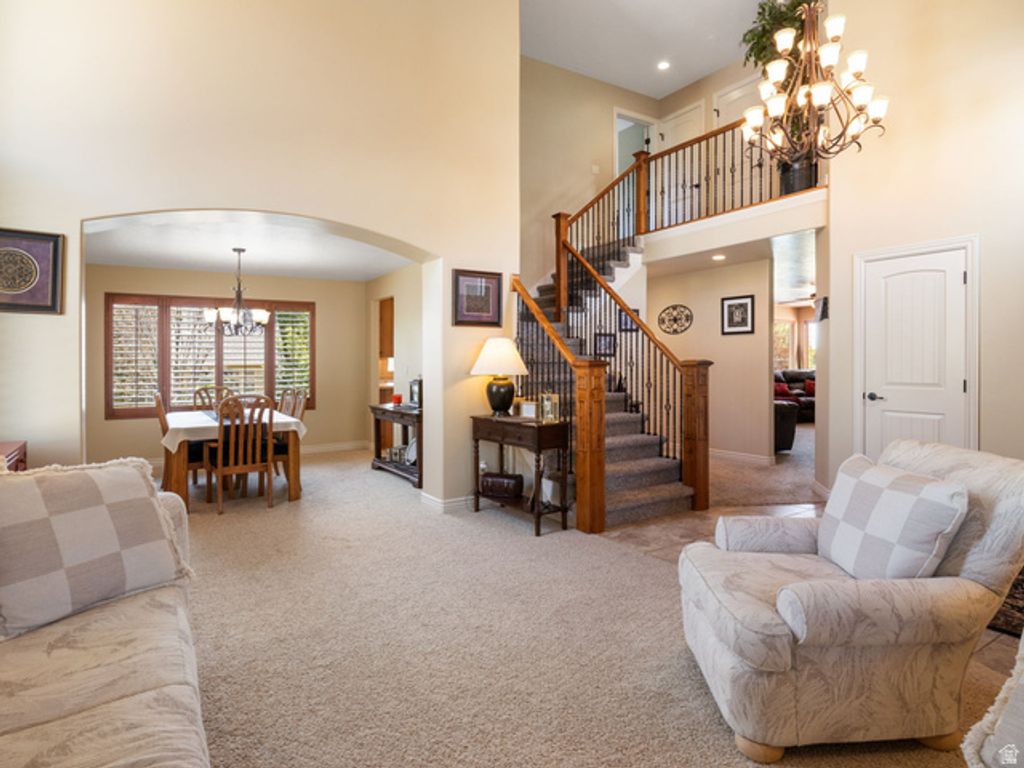 10403 S WALNUT CANYON LN, South Jordan, UT 84009 — photo 4