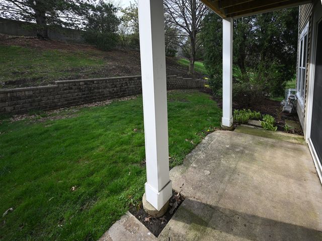 274 Greensboro Court 5, Elk Grove Village, IL 60007