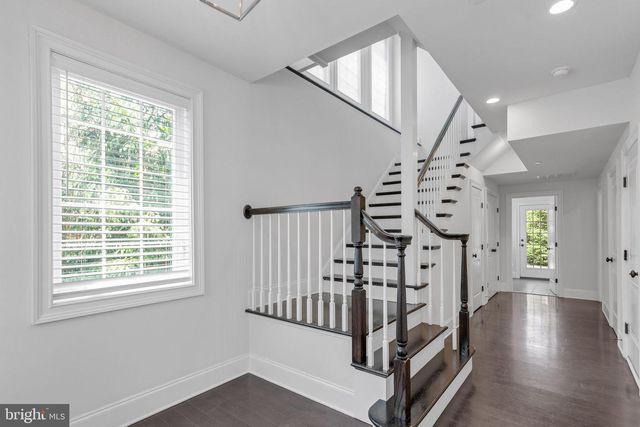 17 GREY CT, Berwyn, PA 19312