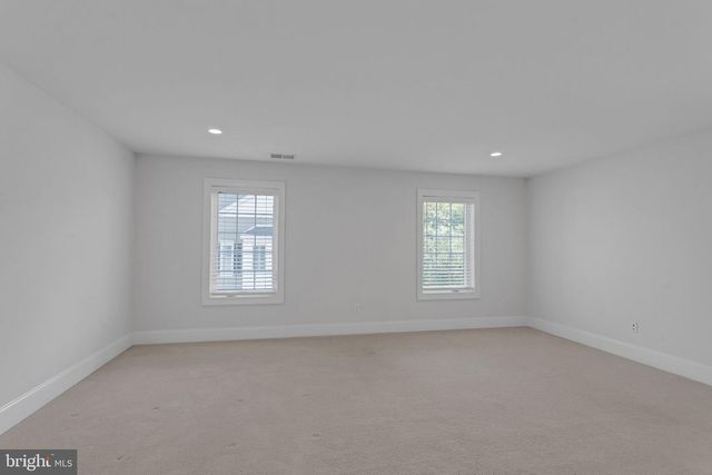 17 GREY CT, Berwyn, PA 19312