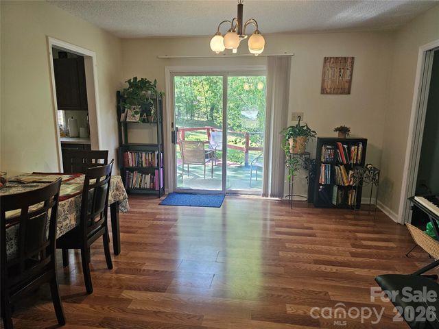 1417 Wiley Lewis Road, Greensboro, NC 27406