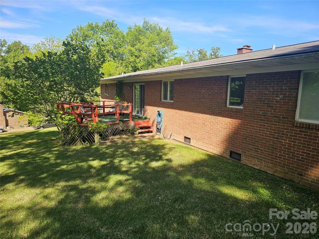 1417 Wiley Lewis Road, Greensboro, NC 27406