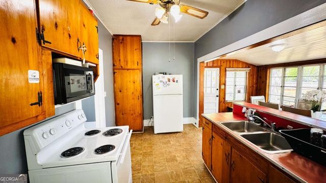 397 Shankle Heights, Commerce, GA 30529