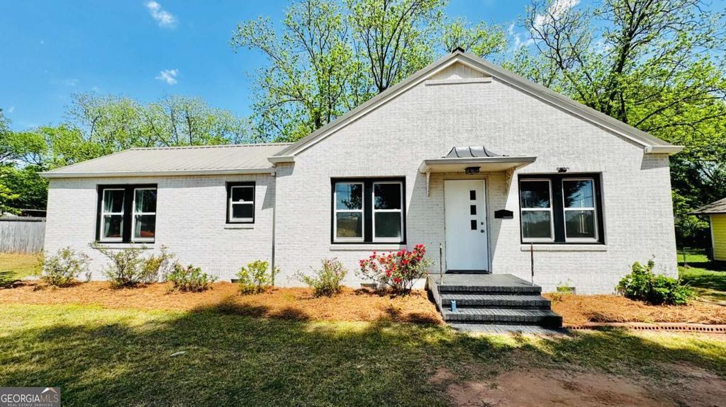 397 Shankle Heights, Commerce, GA 30529
