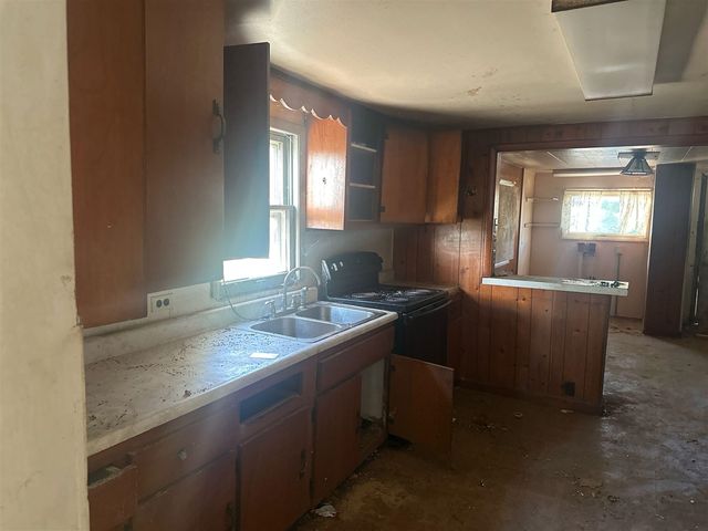 617 Gestner Road, Benton Harbor, MI 49022