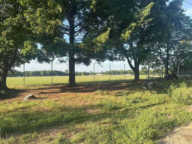 617 Gestner Road, Benton Harbor, MI 49022