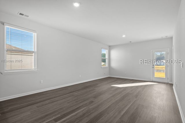 485 Hideaway St, Ridgeland, SC 29936