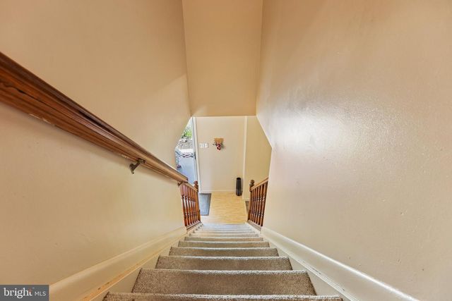 92 HOLLYBROOK DR, Tuckerton, NJ 08087