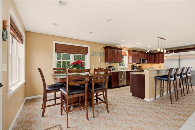 42 Lewis Street, Tiverton, RI 02878