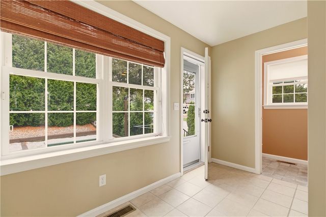 42 Lewis Street, Tiverton, RI 02878