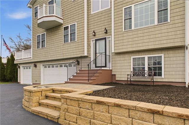 42 Lewis Street, Tiverton, RI 02878