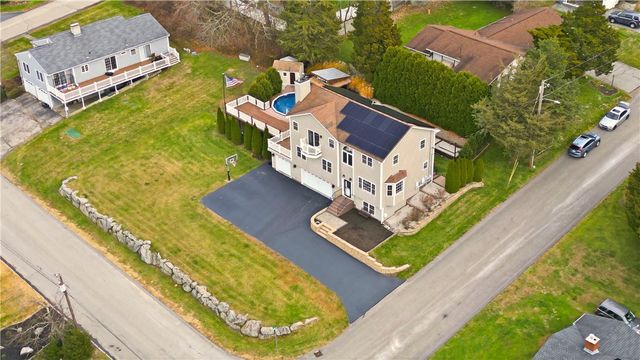 42 Lewis Street, Tiverton, RI 02878