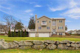 42 Lewis Street, Tiverton, RI 02878