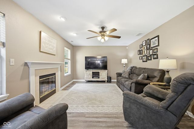 6448 Whitaker Farms Drive, Indianapolis, IN 46237