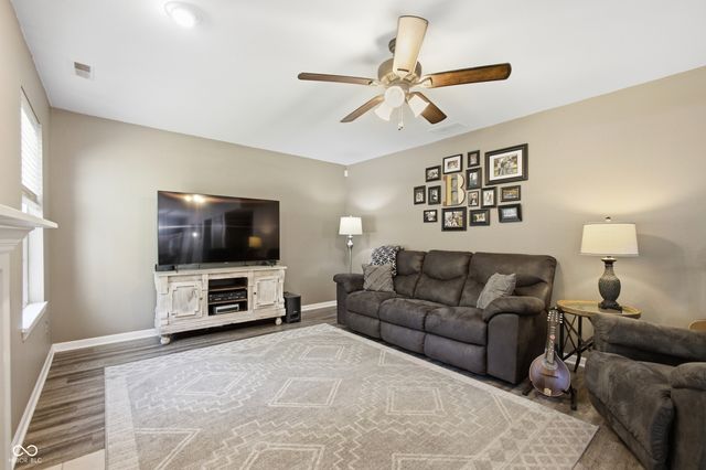 6448 Whitaker Farms Drive, Indianapolis, IN 46237