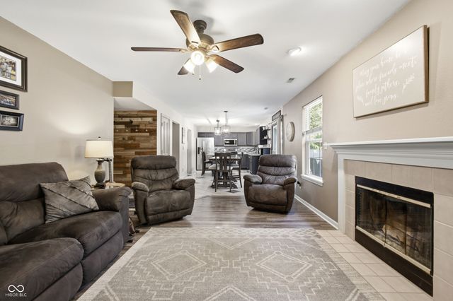6448 Whitaker Farms Drive, Indianapolis, IN 46237