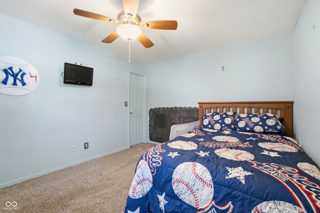 6448 Whitaker Farms Drive, Indianapolis, IN 46237