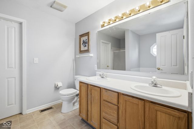 6448 Whitaker Farms Drive, Indianapolis, IN 46237