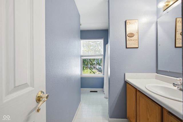 6448 Whitaker Farms Drive, Indianapolis, IN 46237