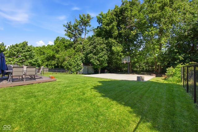 6448 Whitaker Farms Drive, Indianapolis, IN 46237