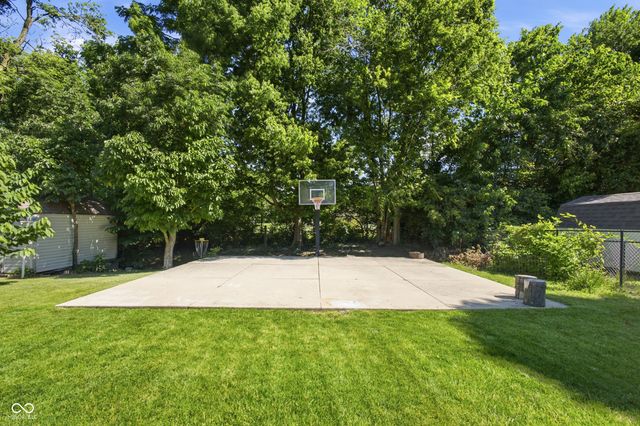 6448 Whitaker Farms Drive, Indianapolis, IN 46237