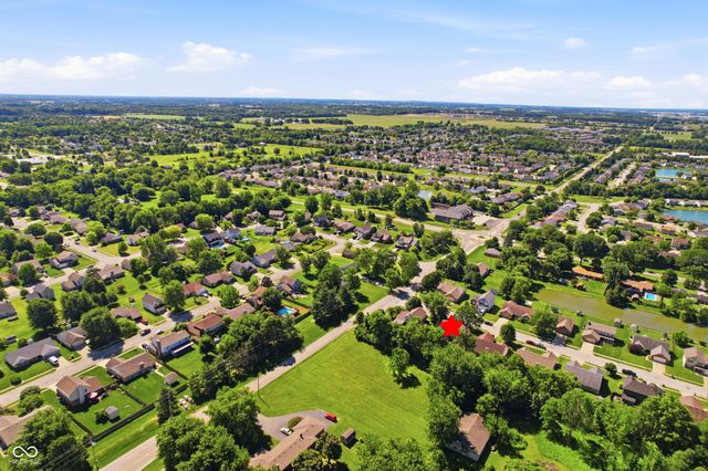6448 Whitaker Farms Drive, Indianapolis, IN 46237