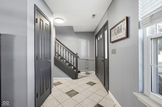 6448 Whitaker Farms Drive, Indianapolis, IN 46237