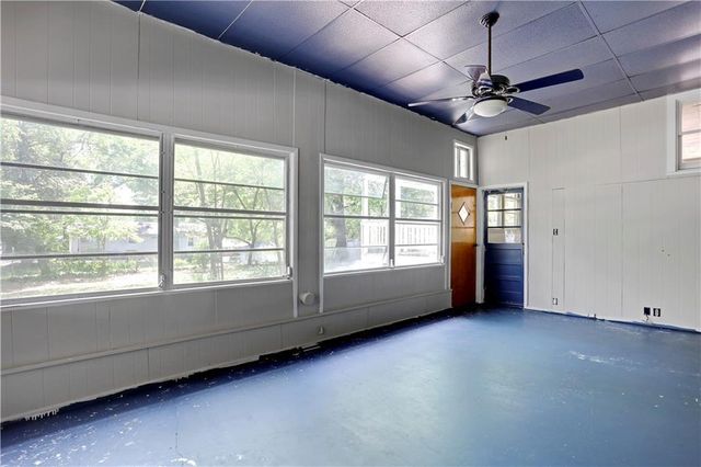 2315 NE 37th Terrace, Kansas City, MO 64116