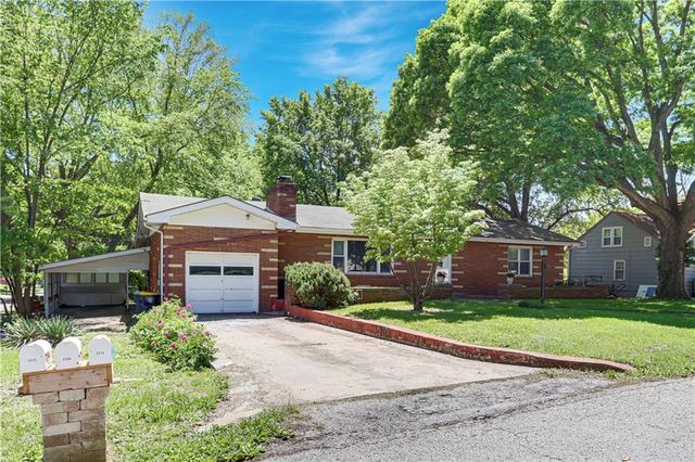 2315 NE 37th Terrace, Kansas City, MO 64116