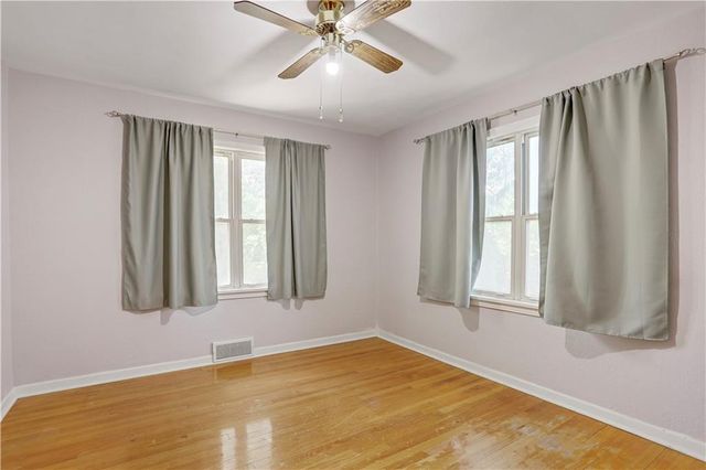 2315 NE 37th Terrace, Kansas City, MO 64116