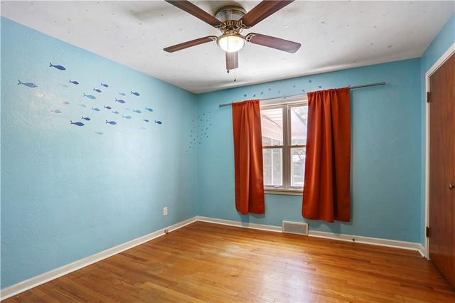 2315 NE 37th Terrace, Kansas City, MO 64116