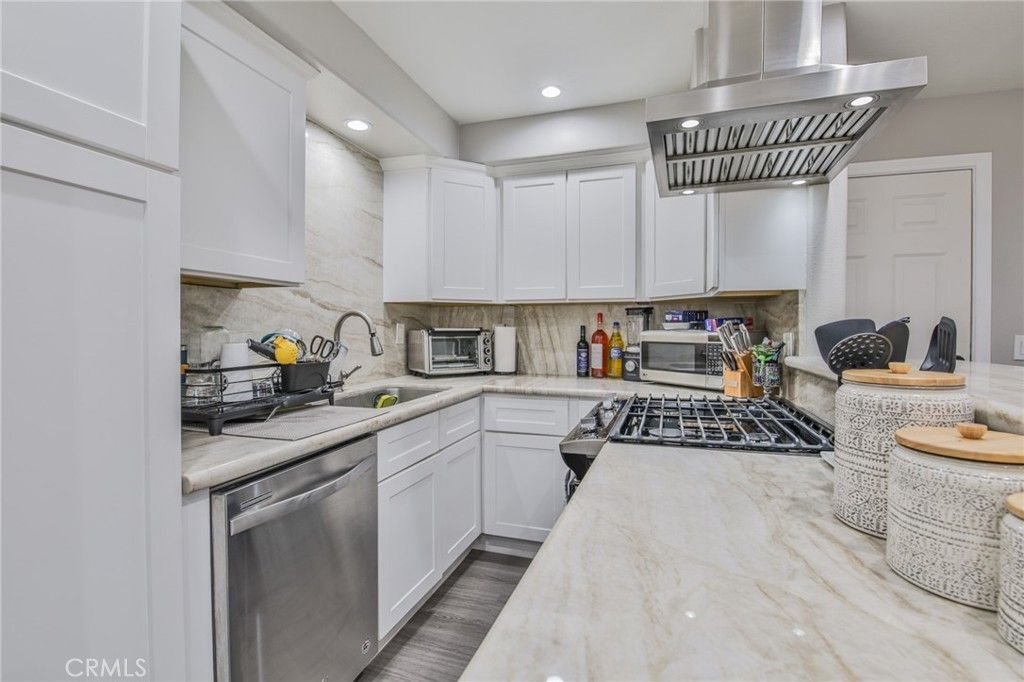 9201 Florence 102, Downey, CA 90240 — photo 4