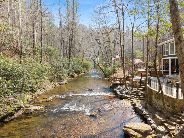 7880 Hiawassee Wilderness, Hiawassee, GA 30546