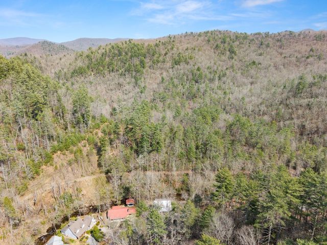 7880 Hiawassee Wilderness, Hiawassee, GA 30546