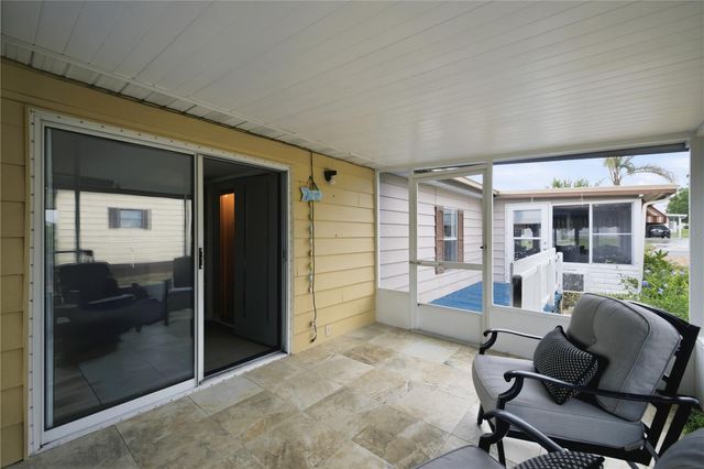 728 TRUMAN AVENUE, Lady Lake, FL 32159
