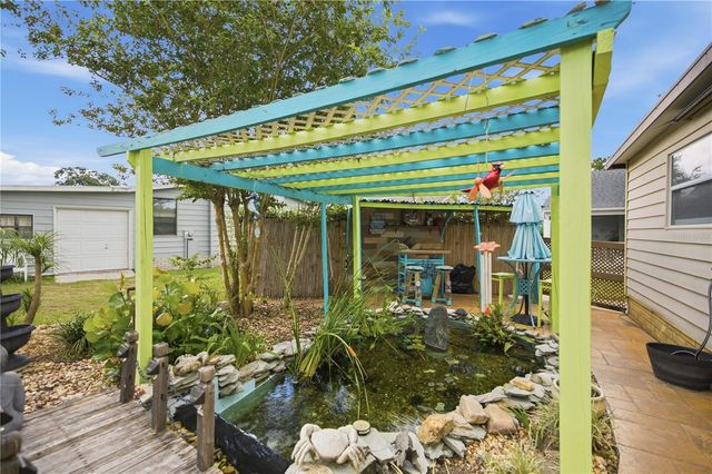 728 TRUMAN AVENUE, Lady Lake, FL 32159