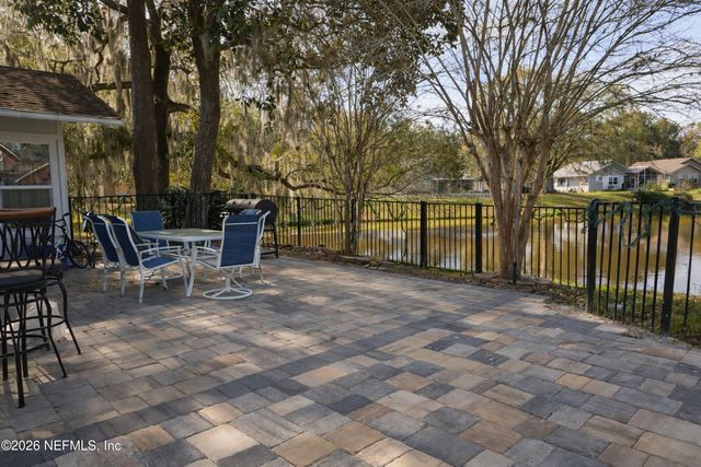 8226 LAKE WOODBOURNE Drive E, Jacksonville, FL 32217