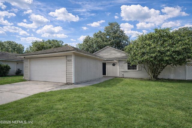 8226 LAKE WOODBOURNE Drive E, Jacksonville, FL 32217