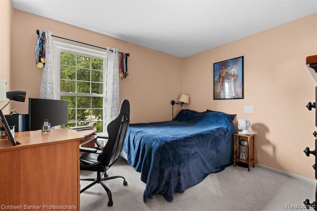 17943 Salinas River Way, Macomb, MI 48042