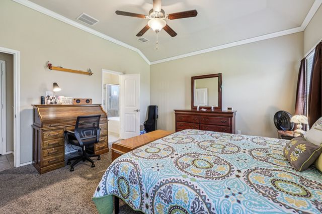 1332 Foxglove Lane, Burleson, TX 76028