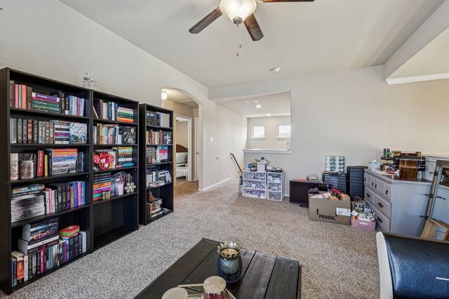 1332 Foxglove Lane, Burleson, TX 76028