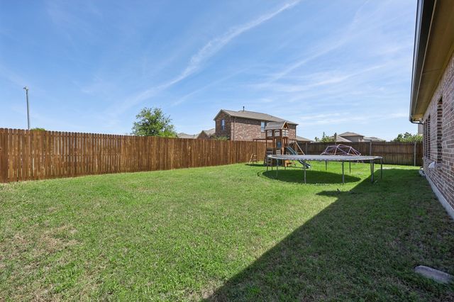 1332 Foxglove Lane, Burleson, TX 76028