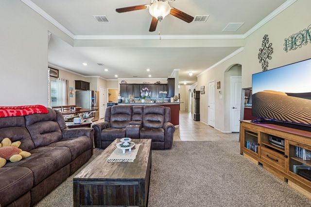 1332 Foxglove Lane, Burleson, TX 76028