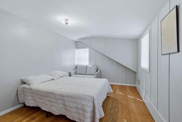 101 S Adams Street, Westmont, IL 60559