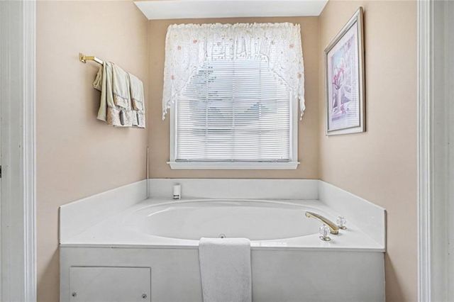 69 Championship Court, Fayetteville, GA 30215