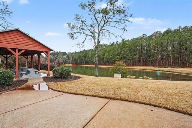 69 Championship Court, Fayetteville, GA 30215