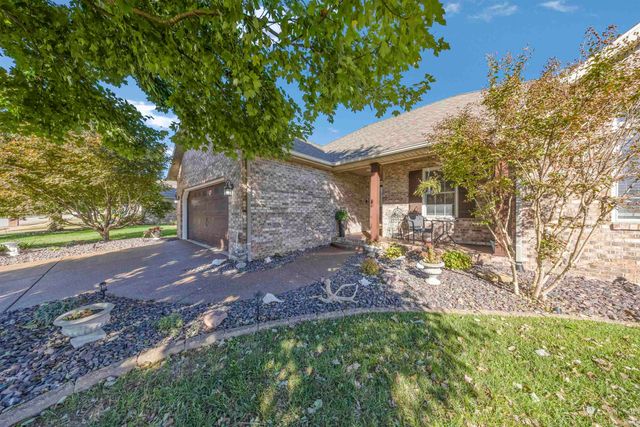 9722 Rabbit Run Drive, Newburgh, IN 47630